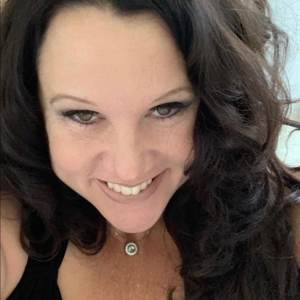 Meet your Posher, Kari